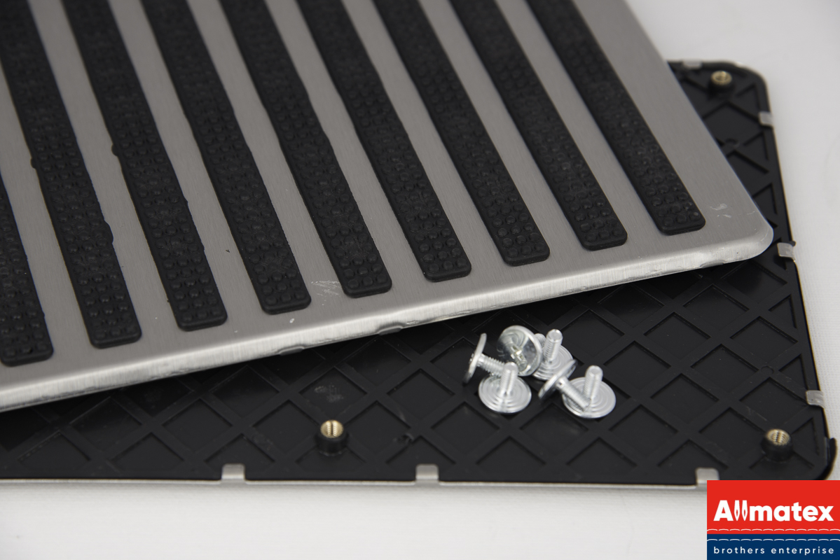 Подпятник металлический XNX-4 шлифованный 