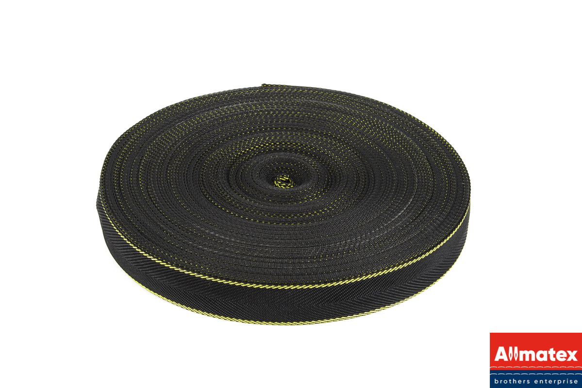 Стропа окантовочная чёрная с желтой полосой 30 мм