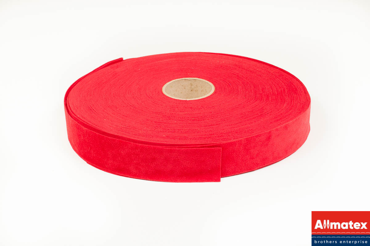 Лента бархатная MICROTEX красная 35 мм Лента бархатная MICROTEX красная 35 мм