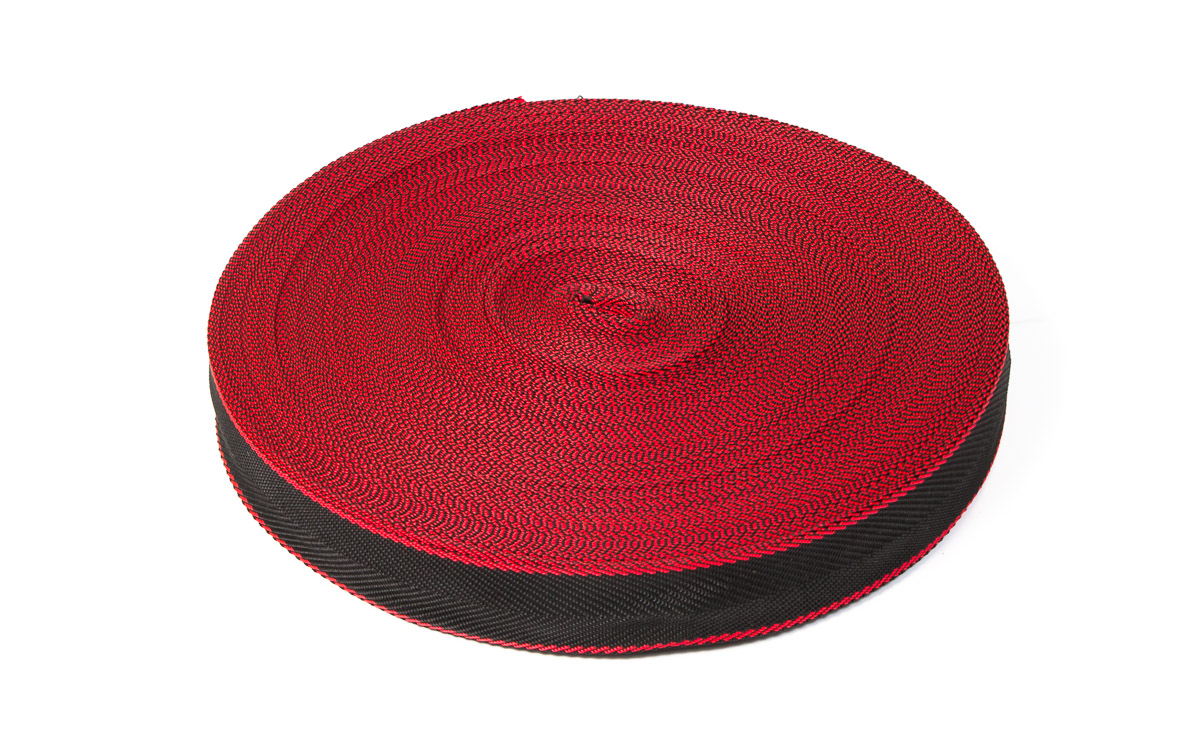 Стропа окантовочная чёрная с красной полосой 30 мм