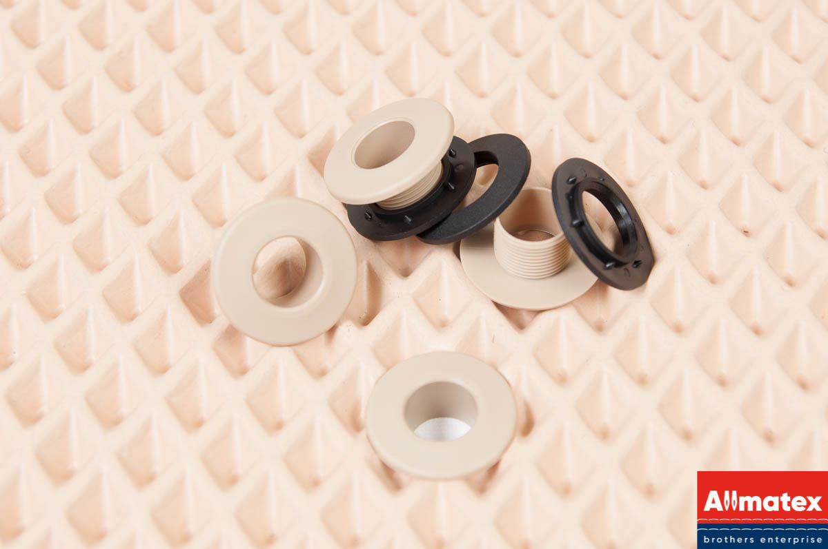 Люверс пластиковый бежевый длинный (l -11 мм, &Oslash;14 мм)