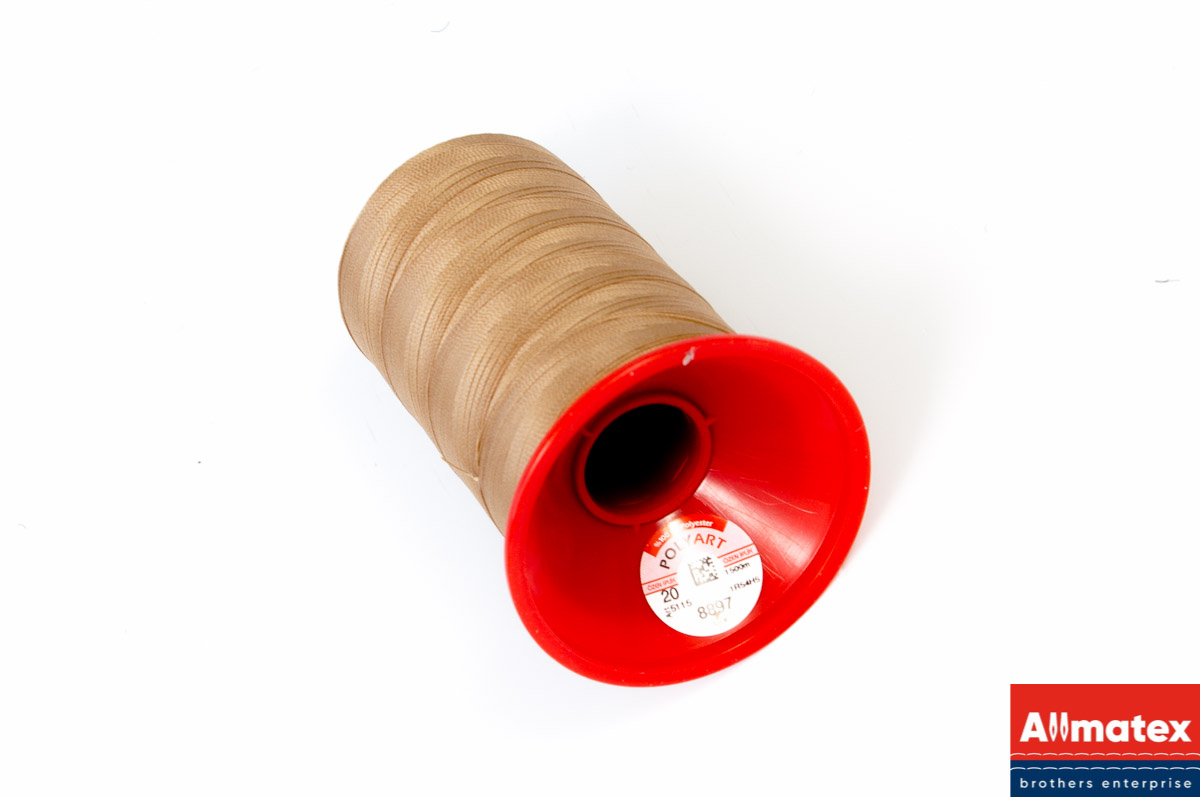 Нить Polyart №20 (130Л) бежевая 8897