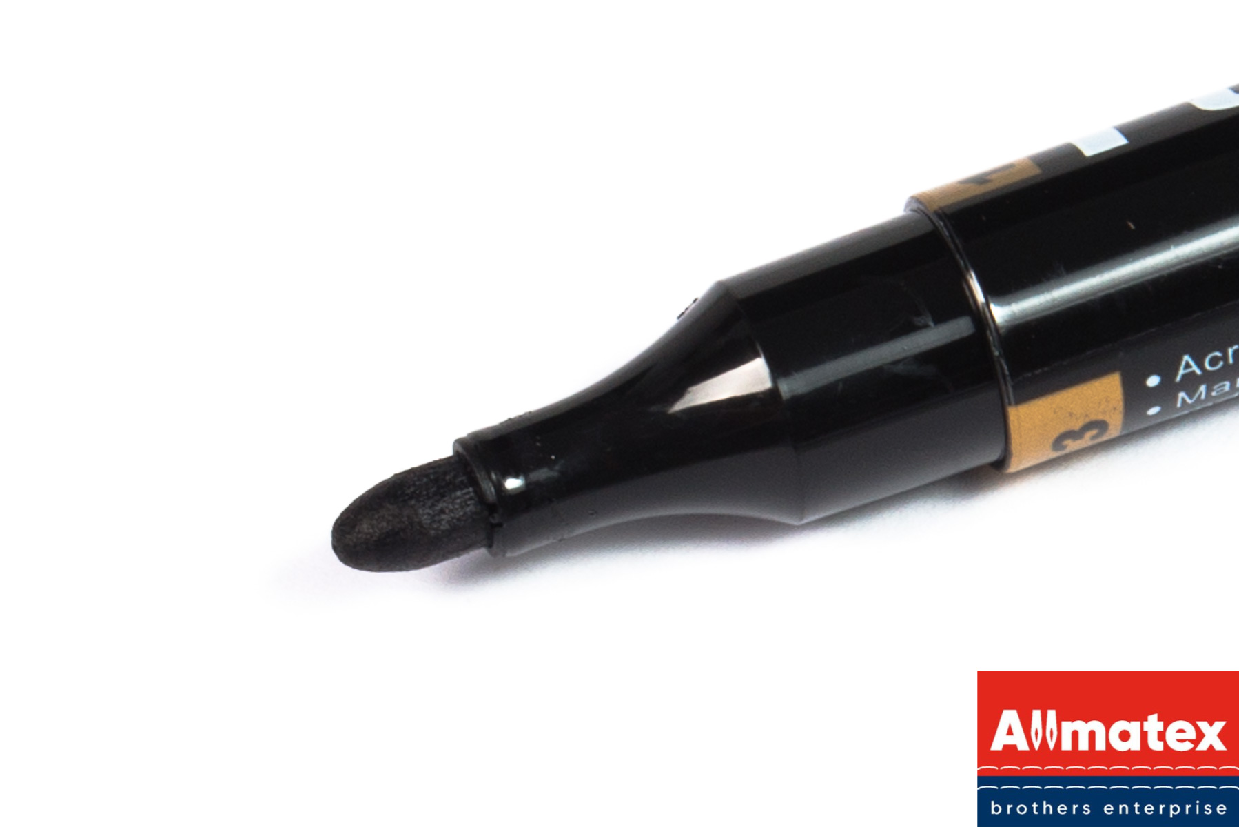 Маркер перманентный черный 